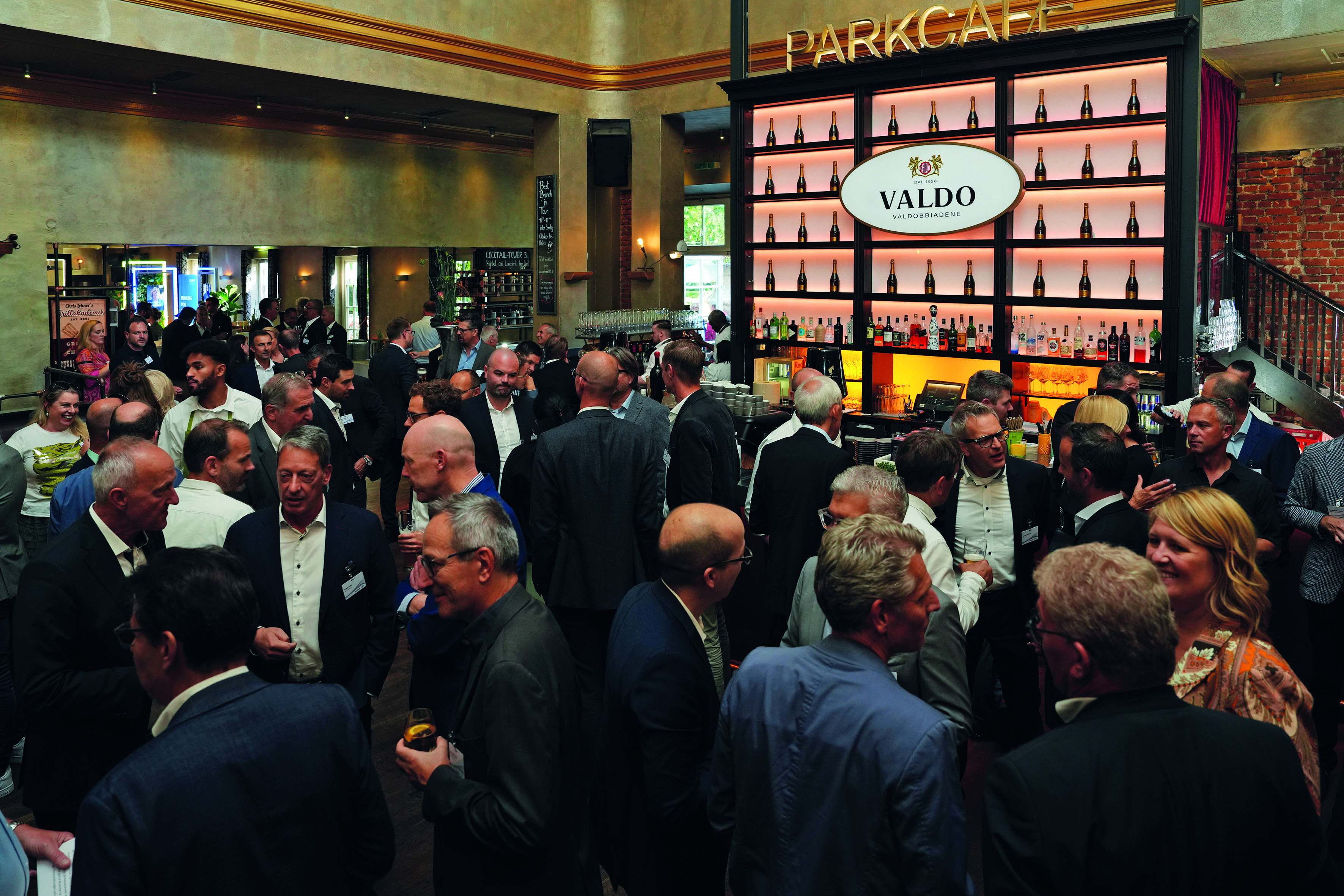 Automobilwoche Cocktailempfang 2023