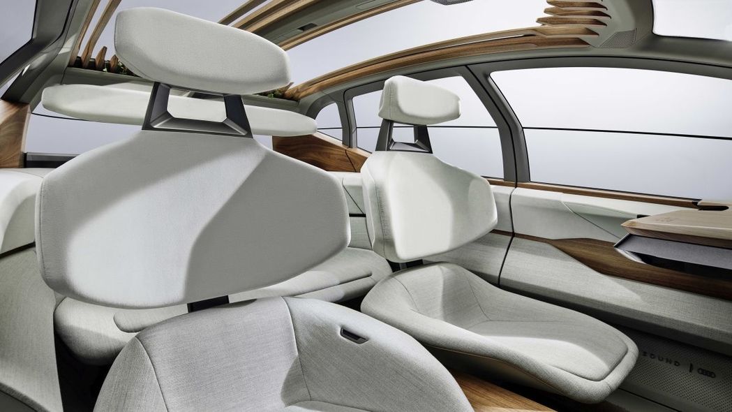 Audi Konzeptfahrzeug Ai:Me: