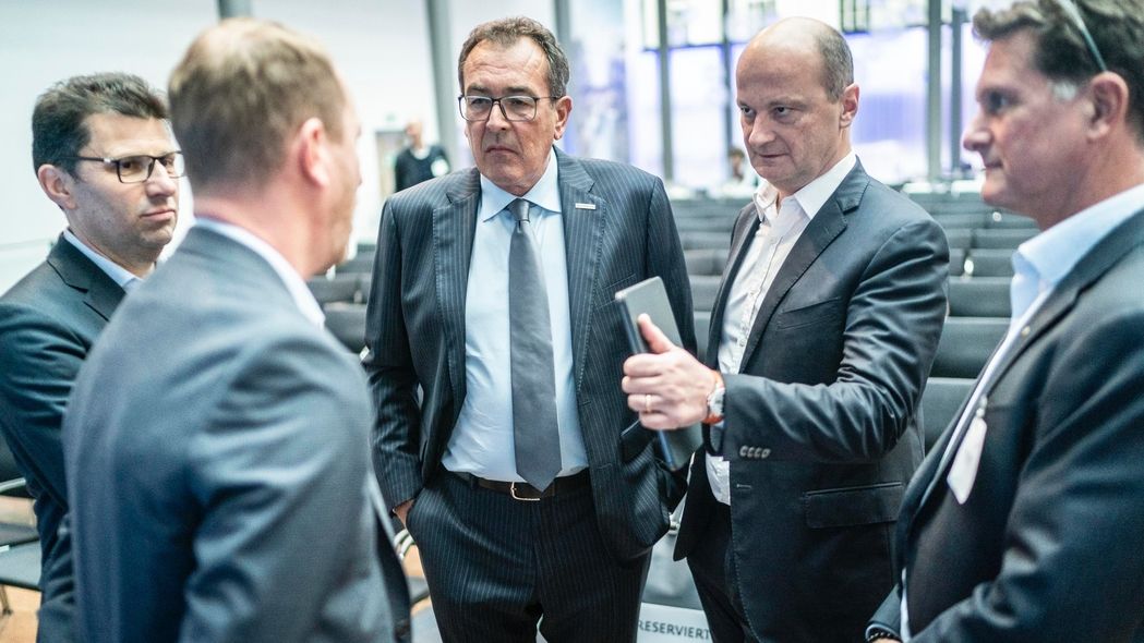 Picat, Kluger, Riering