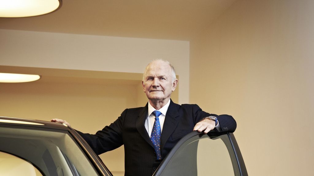 Ferdinand Piëch, April: