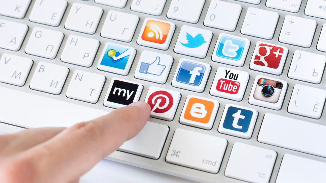 Logos verschiedener Anbieter von Social Media: