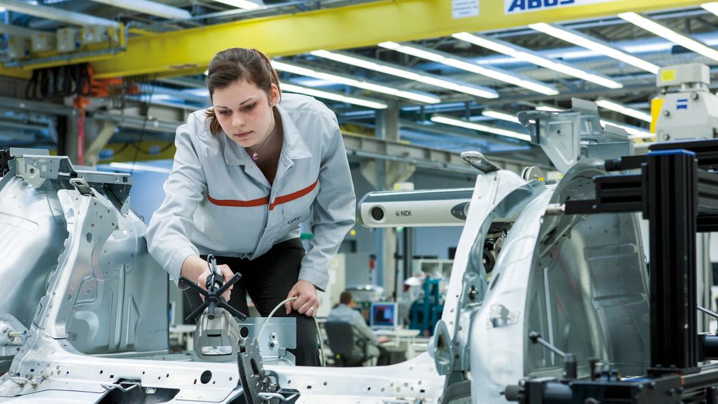 Webliche Arbeitskraft: