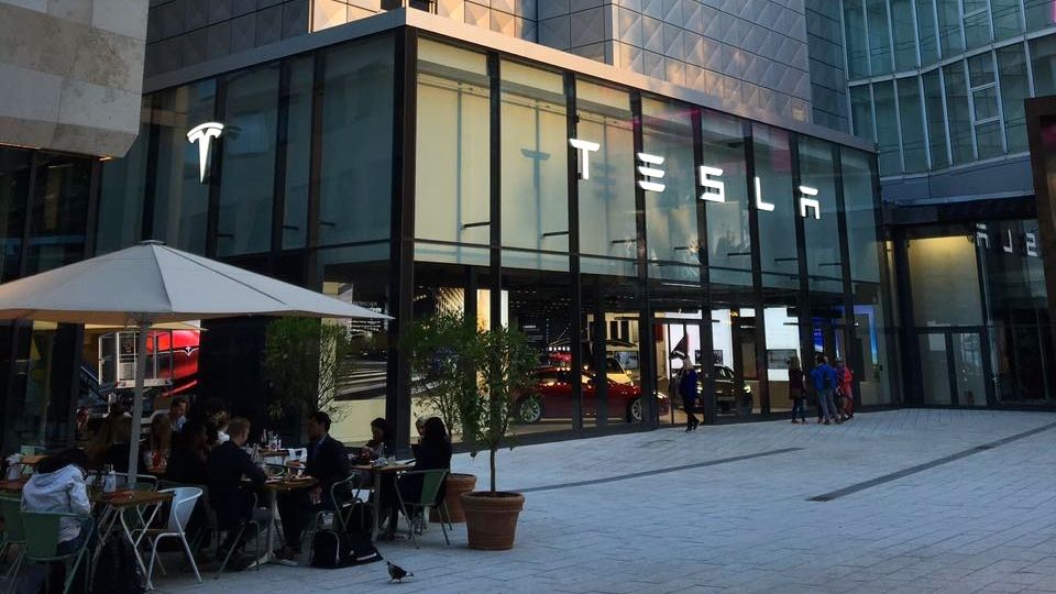 Tesla-Store Stuttgart