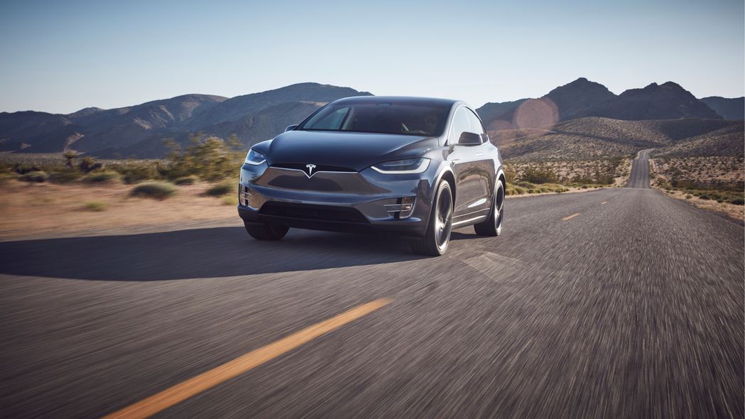 Tesla Model X: