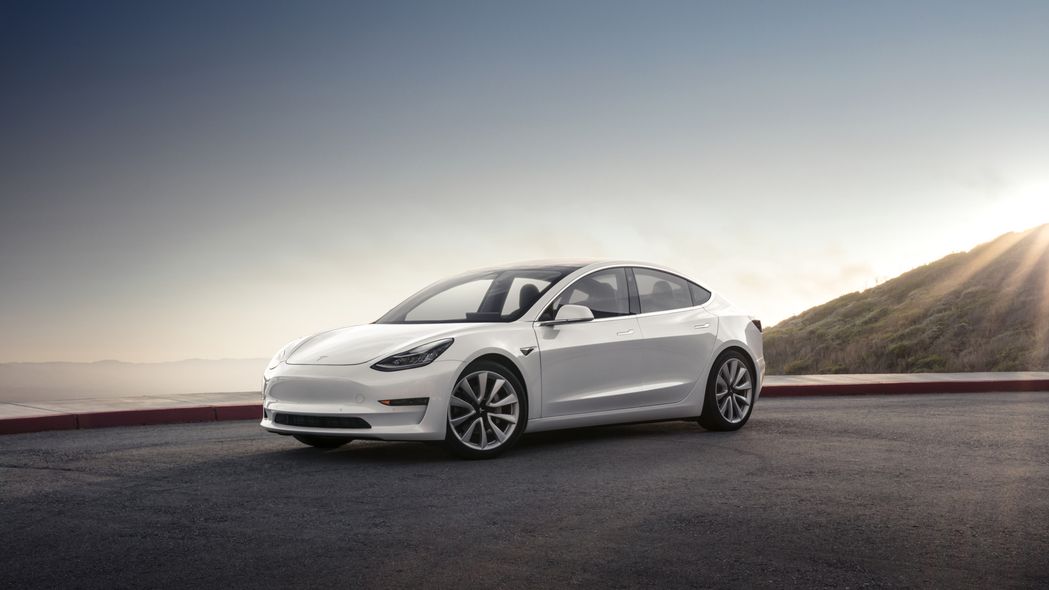 Tesla Model 3: