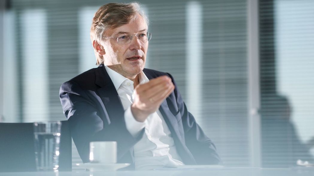 Wolf-Henning-Schneider: