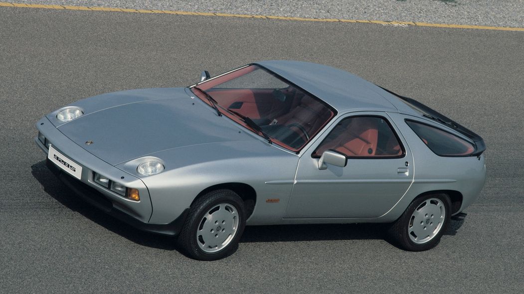Porsche 928: