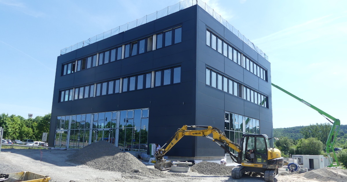 Immer mehr Autohändler machen ihr Unternehmen klimaneutral ...