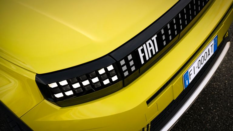 Fiat Grande Panda Logo