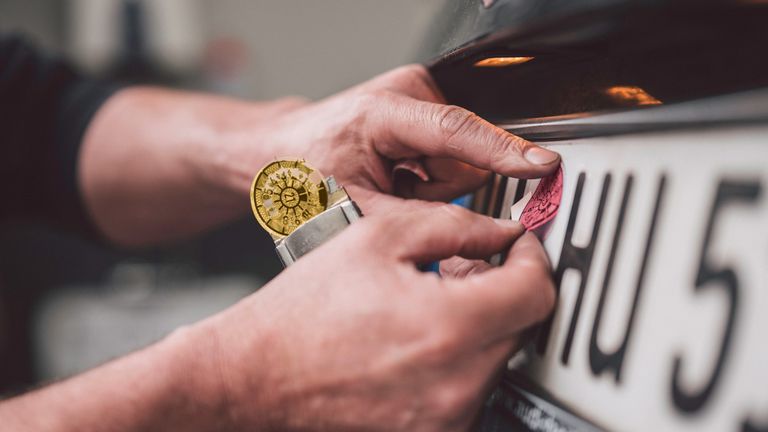 GTÜ; Hauptuntersuchung, Plakette; HU; Prüforganisation; HU-Plakette