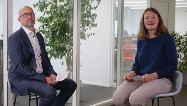 Texas Instruments - Automobilwoche-Redakteurin Agnes Lehbrink interviewt Andreas Schäfer von TI 